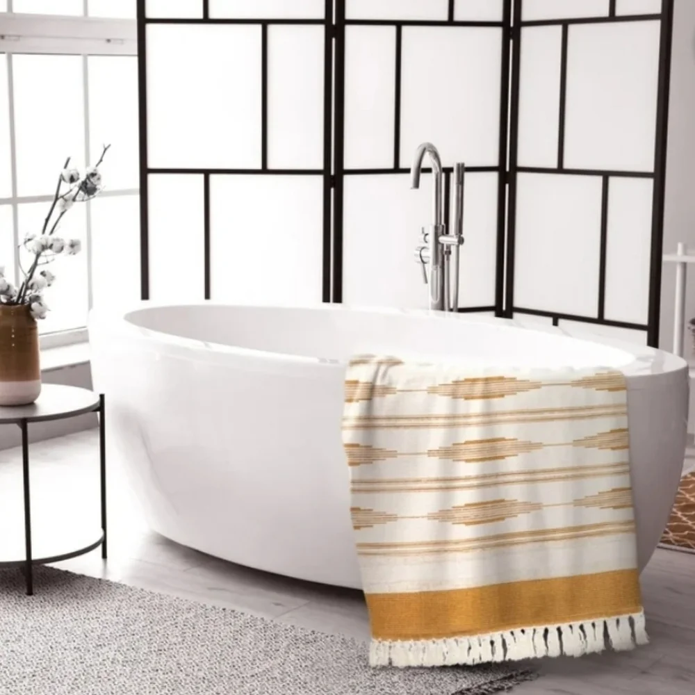NWT 2'x3' Boho Fringe Cotton Bath Rug In Cream/Amber